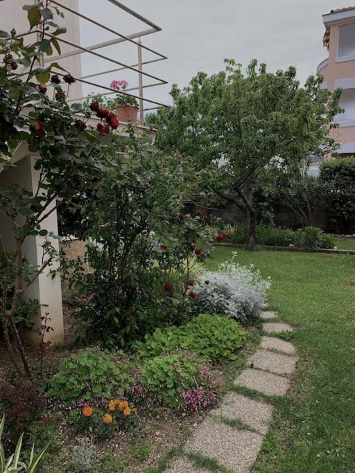 Sunny Grandma'S Garden Apartment Baška Eksteriør billede